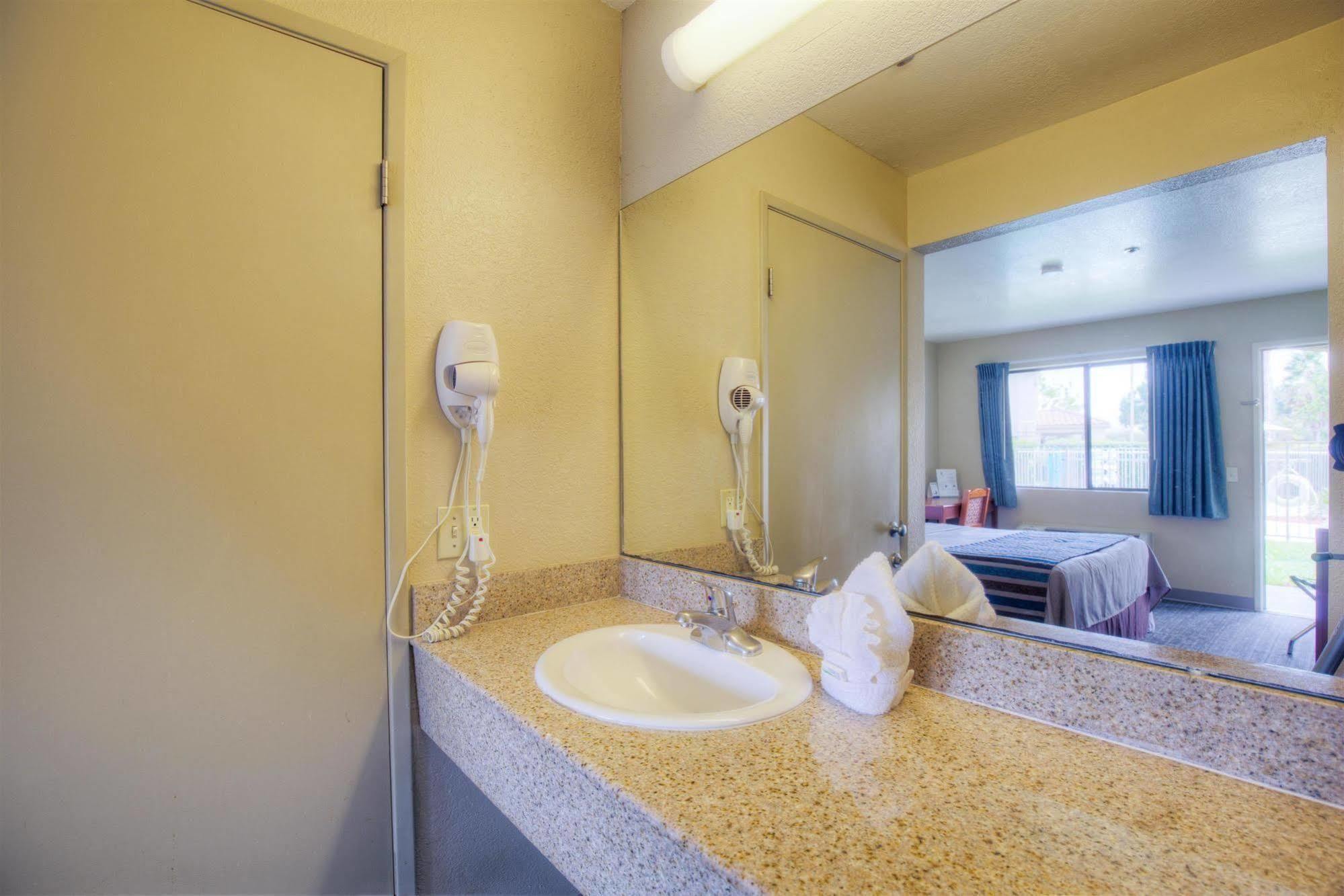 Good Nite Inn Fremont Extérieur photo