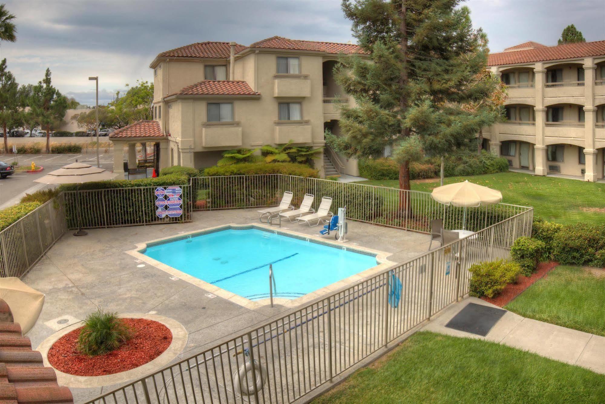 Good Nite Inn Fremont Extérieur photo