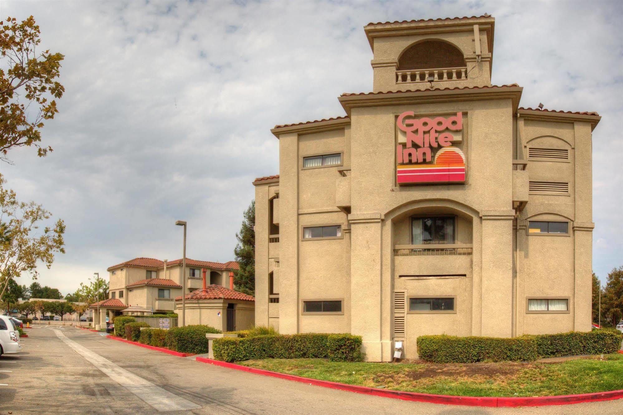 Good Nite Inn Fremont Extérieur photo