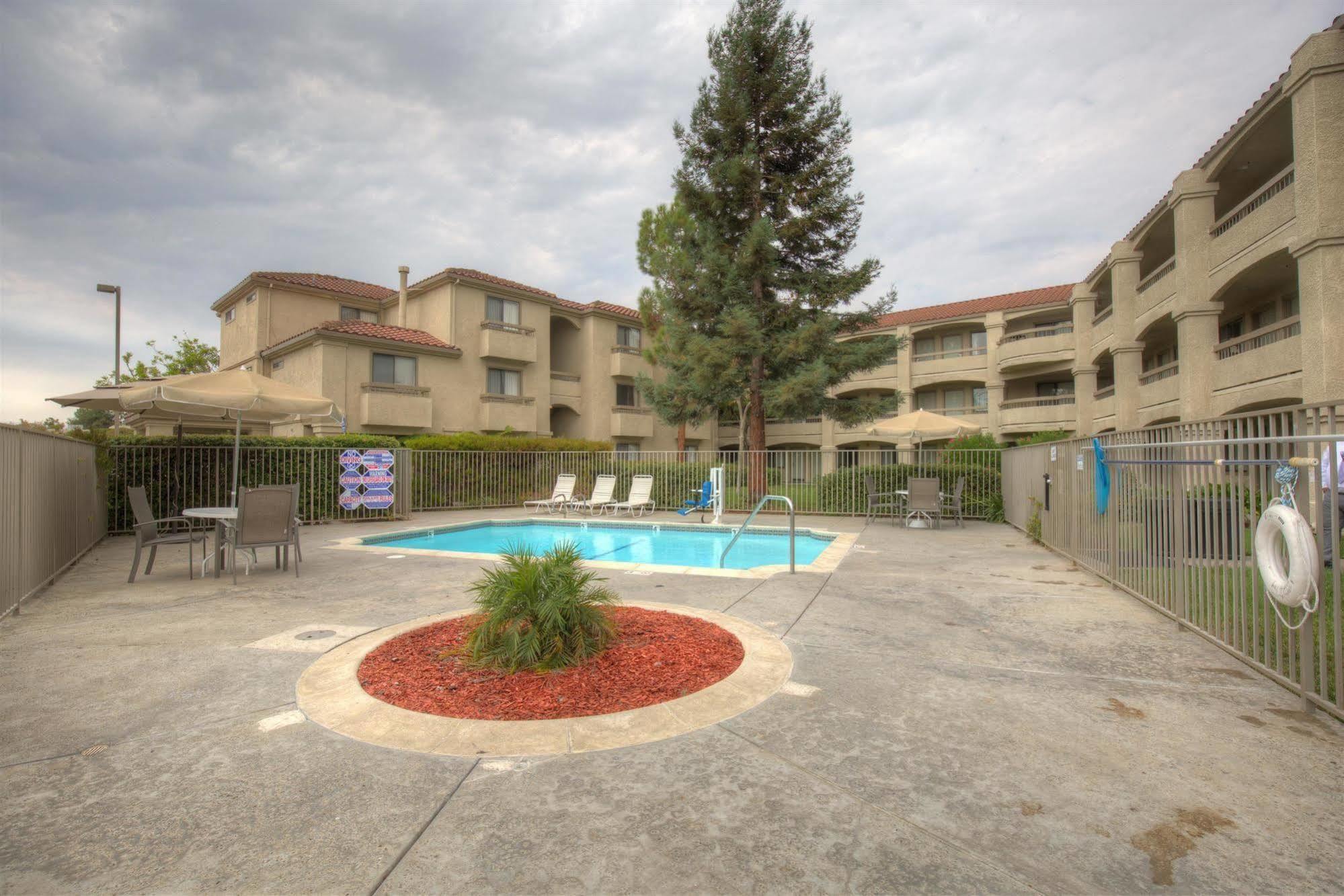 Good Nite Inn Fremont Extérieur photo